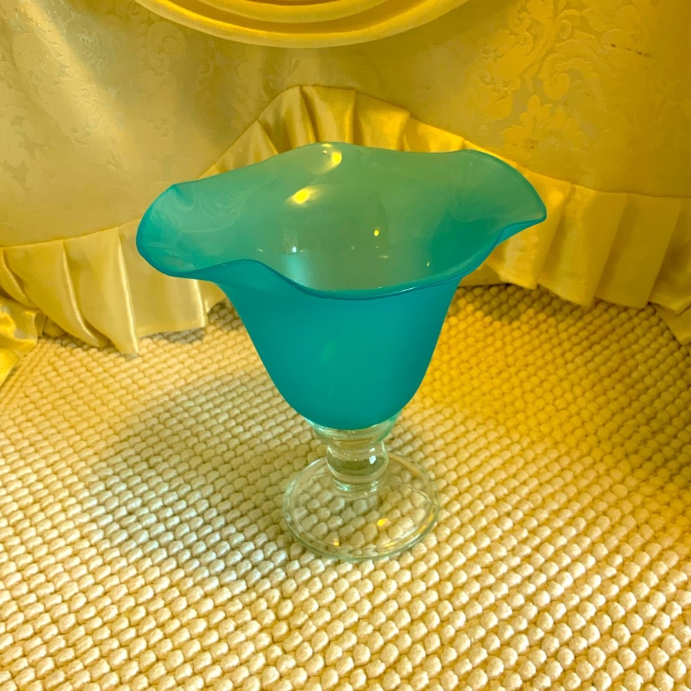 GLASS DESSERT DISH